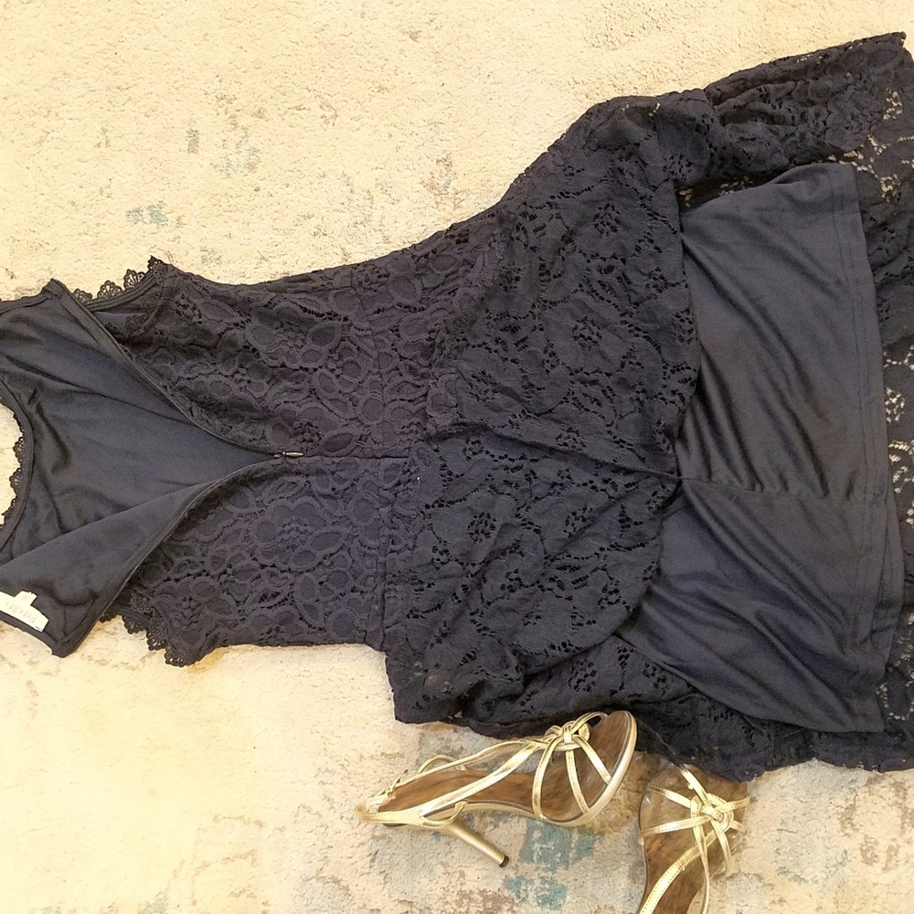 Navy lace dress, fully lines - Picture 3 of 3